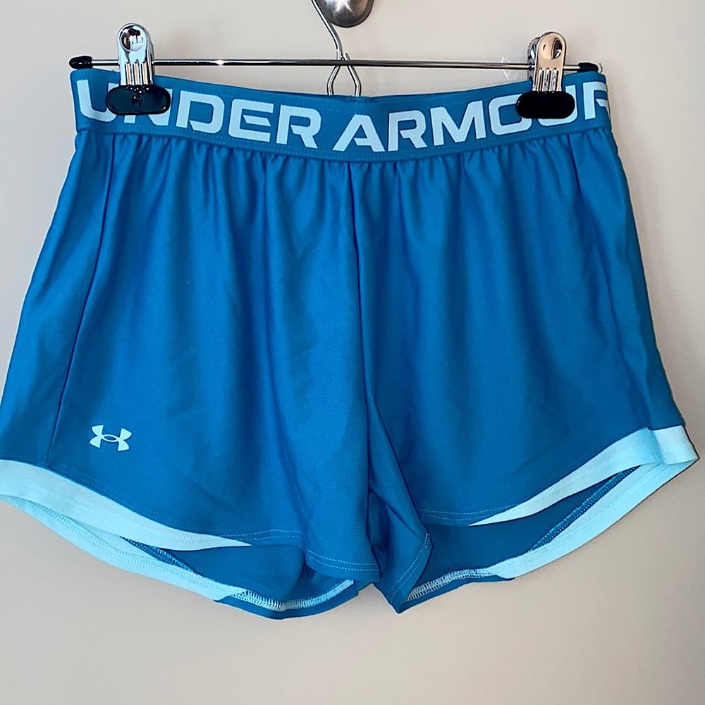 BNWOT Under Armour running shorts
